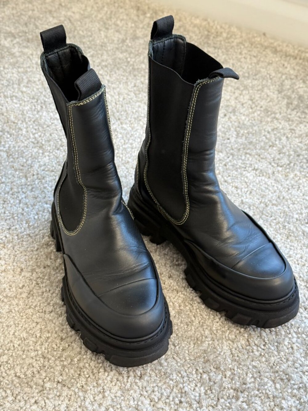 GANNI Black Chunky Chelsea Boots Leather Lug Sole Size EU 37 US 6.5-7